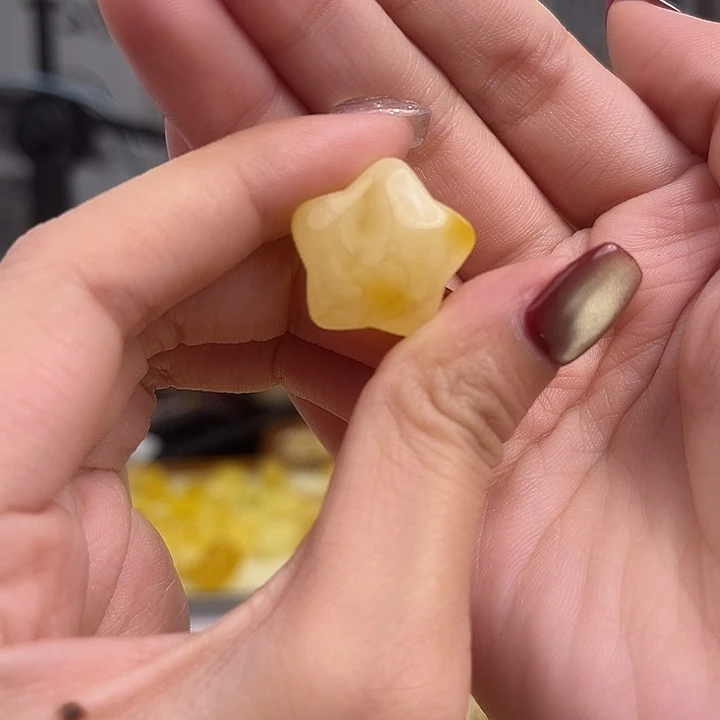 未镶嵌琥珀裸石星星