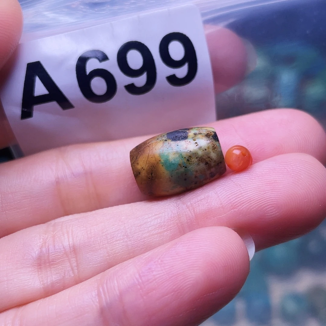 南红玛瑙未镶嵌珠宝半成品