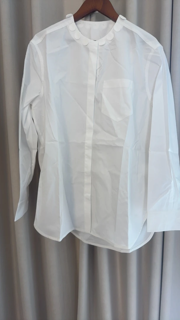 圆领花边长袖衬衫