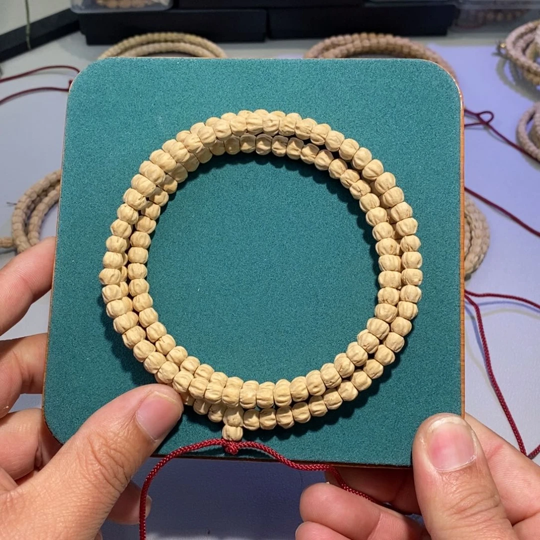 柏香籽/百香籽吊坠撒**儿莲花