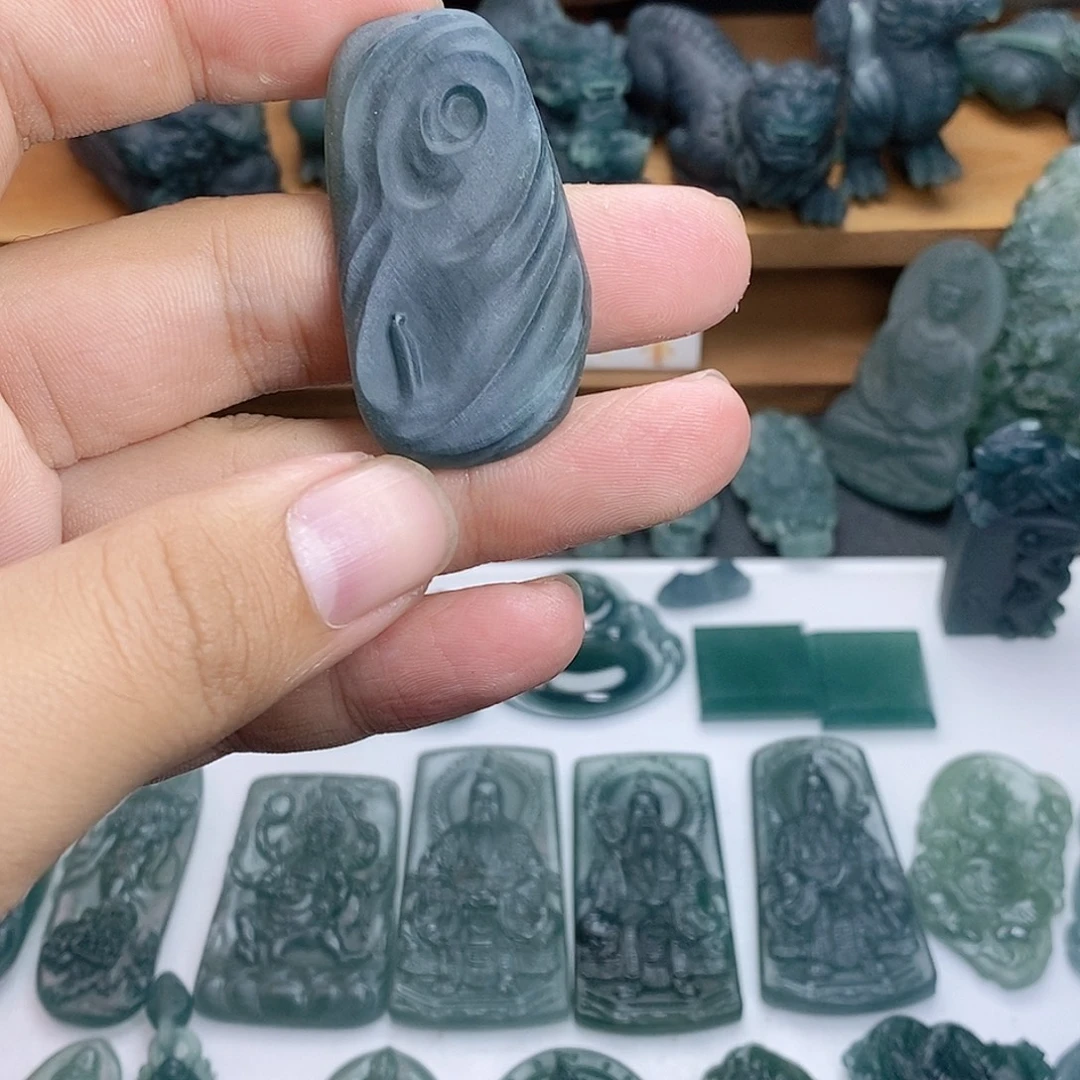 定制翡翠未镶嵌悟到