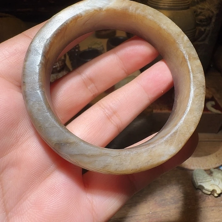 老***张和田玉（糖玉）未镶嵌颈饰