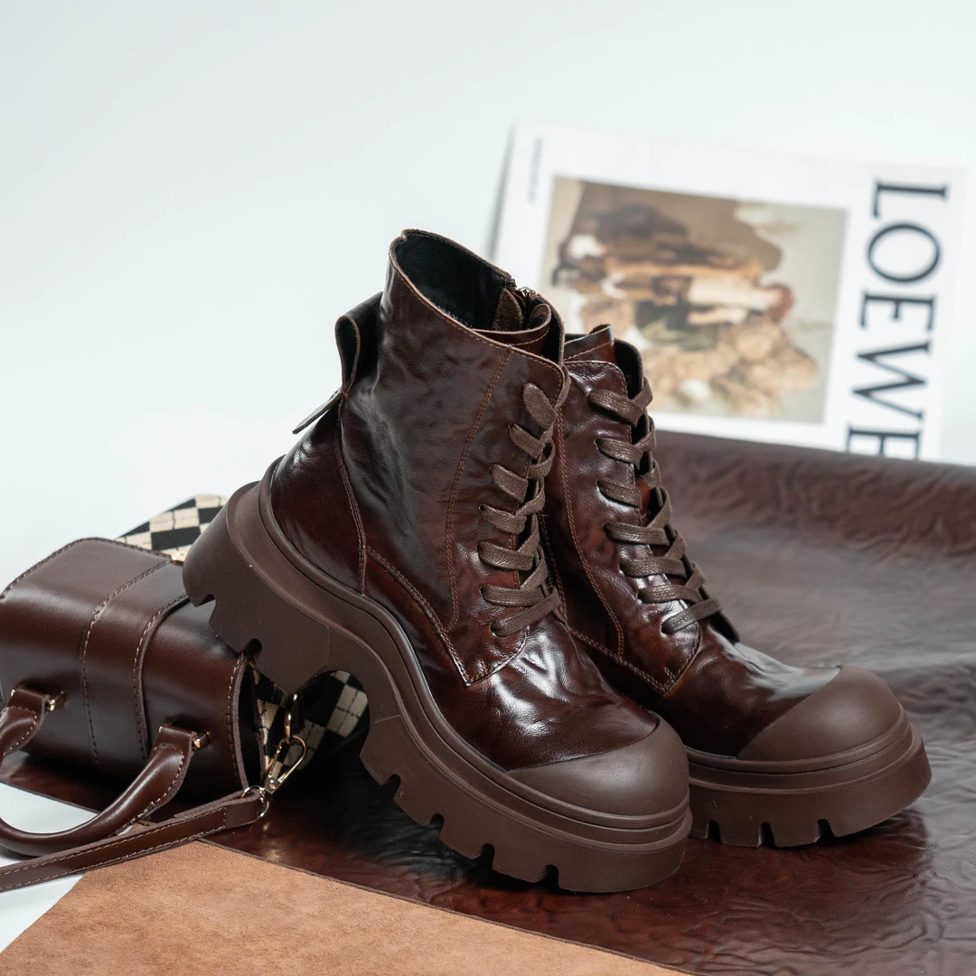 写思【6083】粗跟厚底马丁靴英伦风圆头女鞋秋冬加绒真皮系带短靴