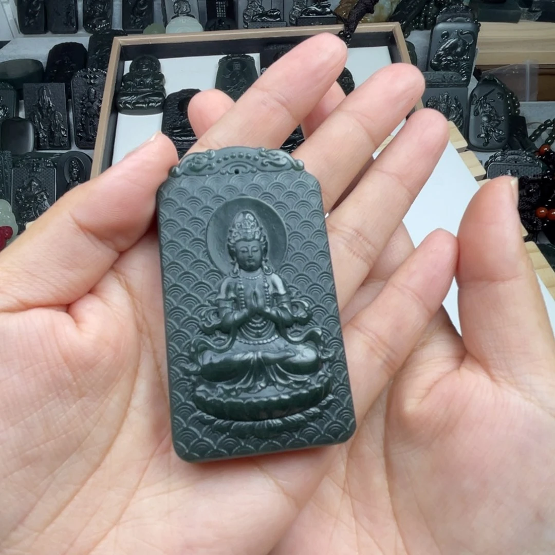 颈饰未镶嵌和田玉简*