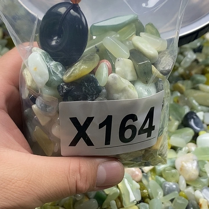 未镶嵌蛇纹石玉鱼缸石