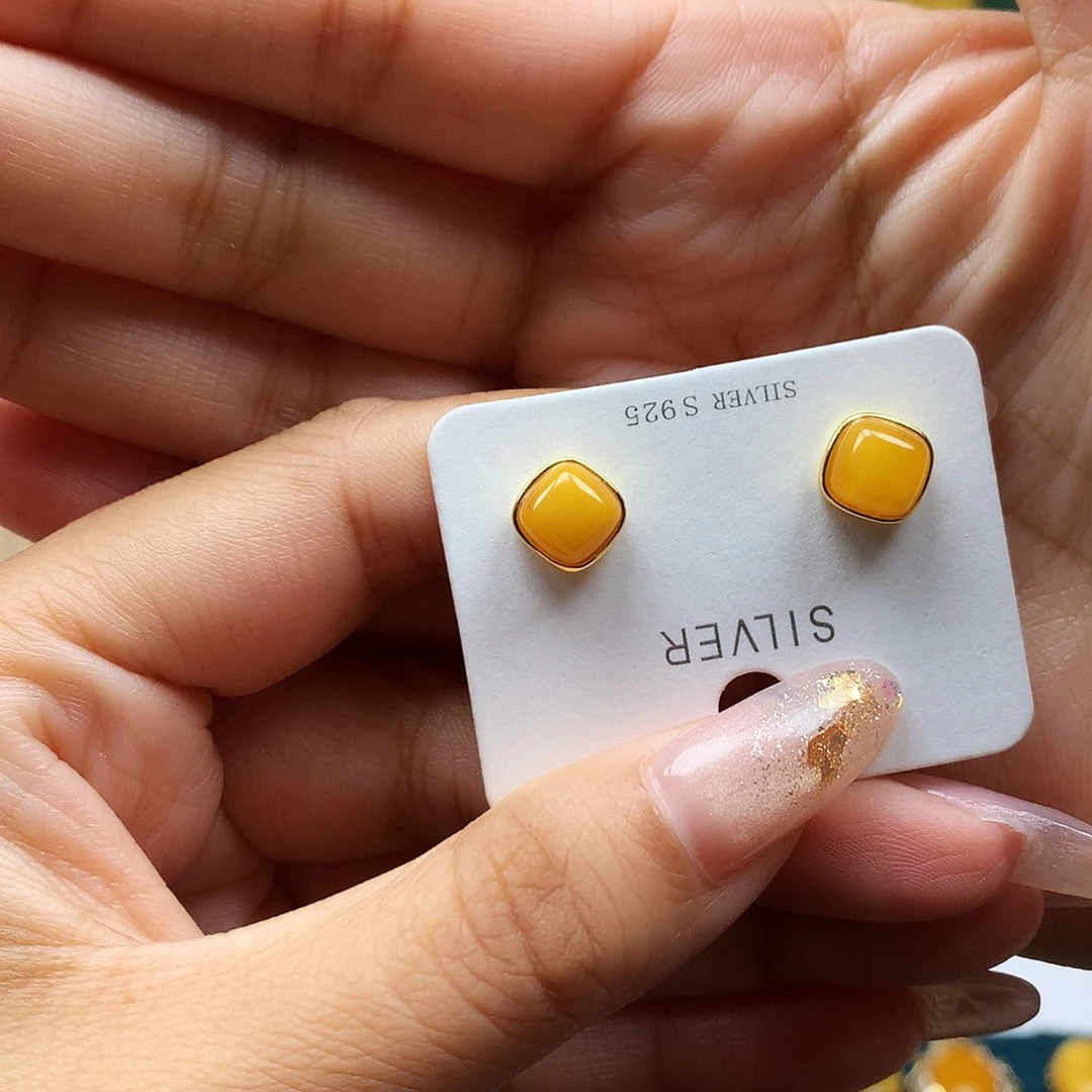 蜜蜡银S925镶嵌耳饰耳钉