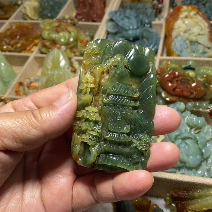 【闪购商品】蛇纹石玉未镶嵌颈饰