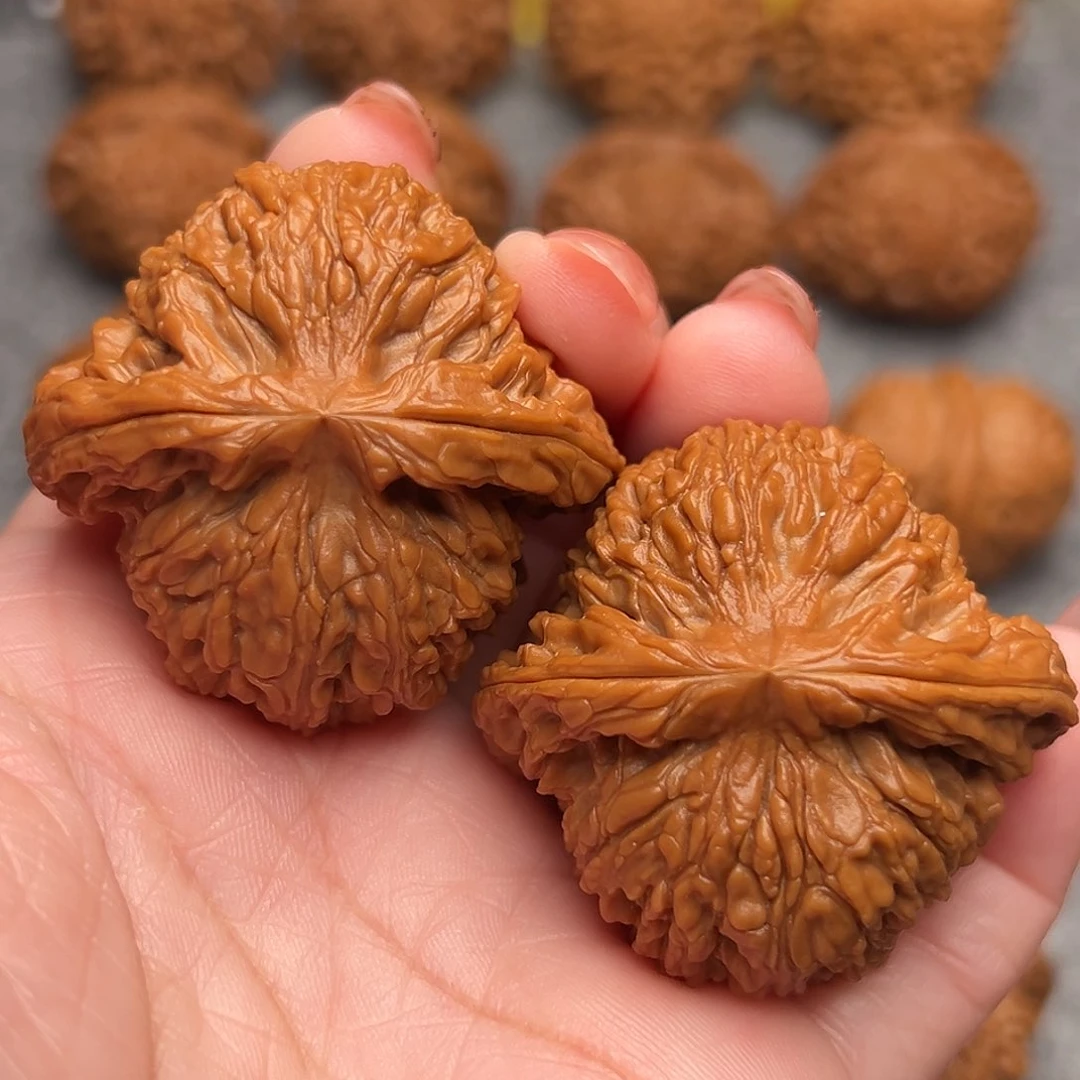 把件文玩核桃精品粗棱爆肉南疆石45.5全品毕业款