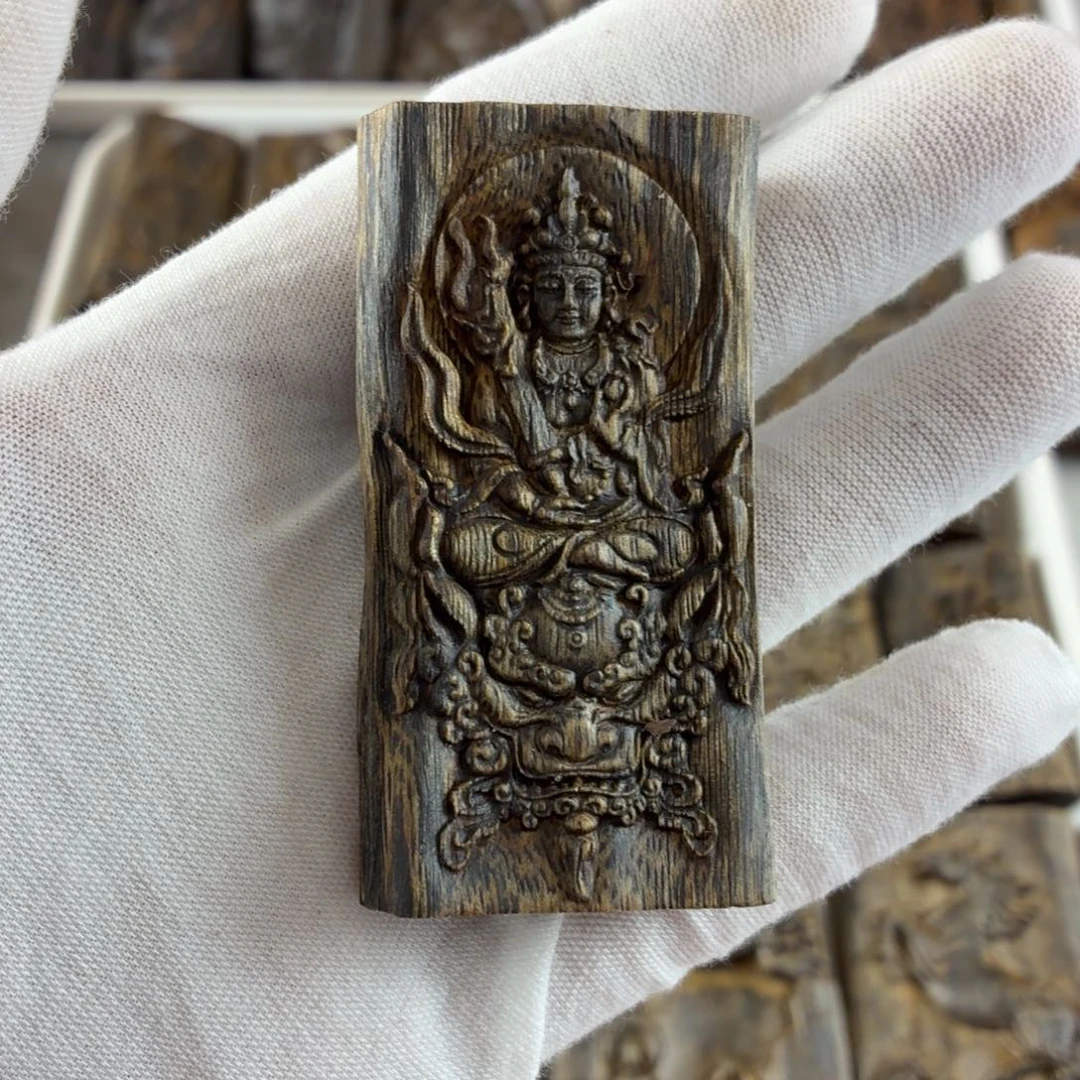 沉香沉香碎屑文殊菩萨17.3克福利价