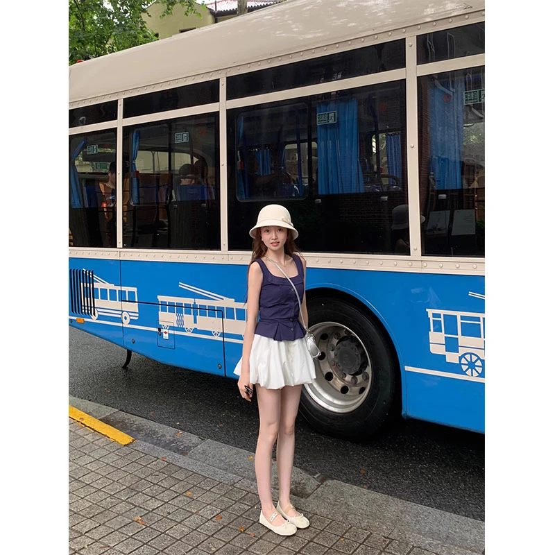 气质温柔风穿搭一整套夏季小众设计感方领百搭吊带高腰宽松半身裙