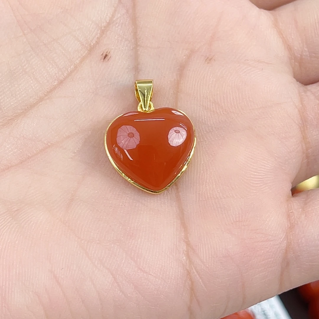 南红玛瑙未镶嵌保山滴水洞爱心吊坠