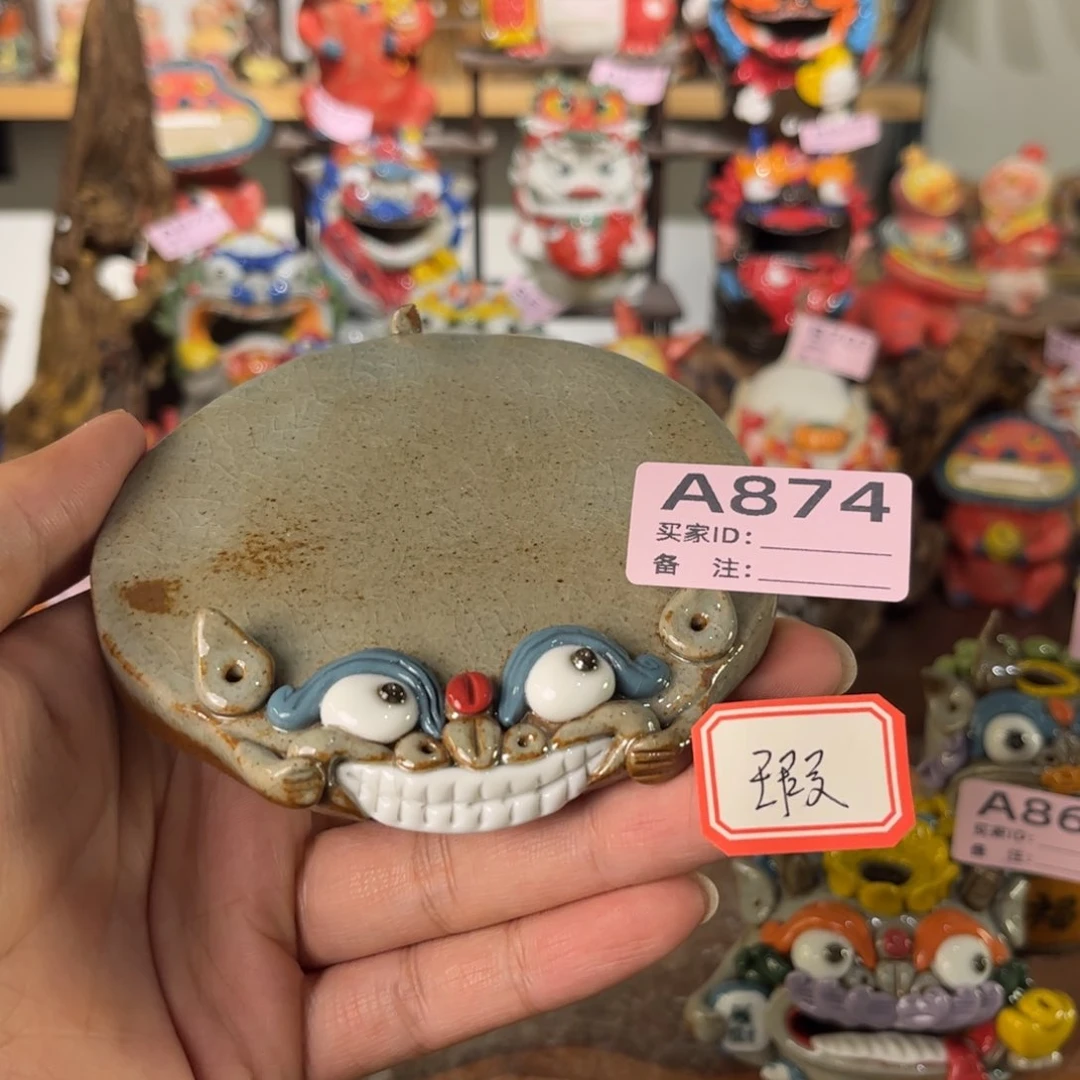 泥塑小****?纯手工茶宠摆件