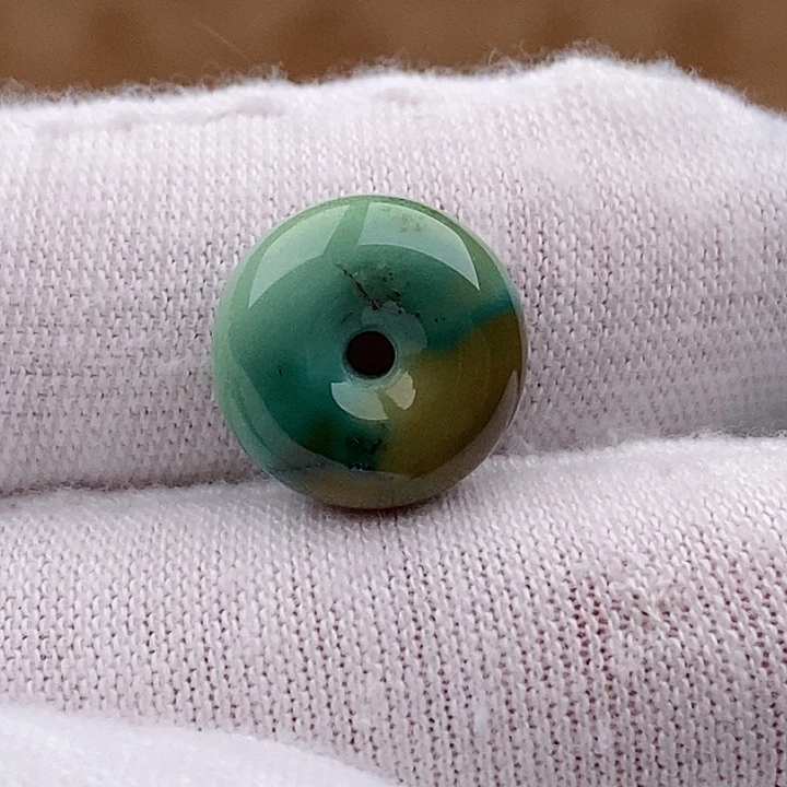 绿松石未镶嵌珠宝奇石12.4