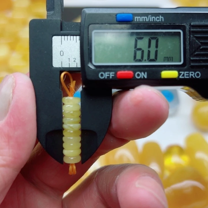 未镶嵌琥珀（矿物珀）裸石