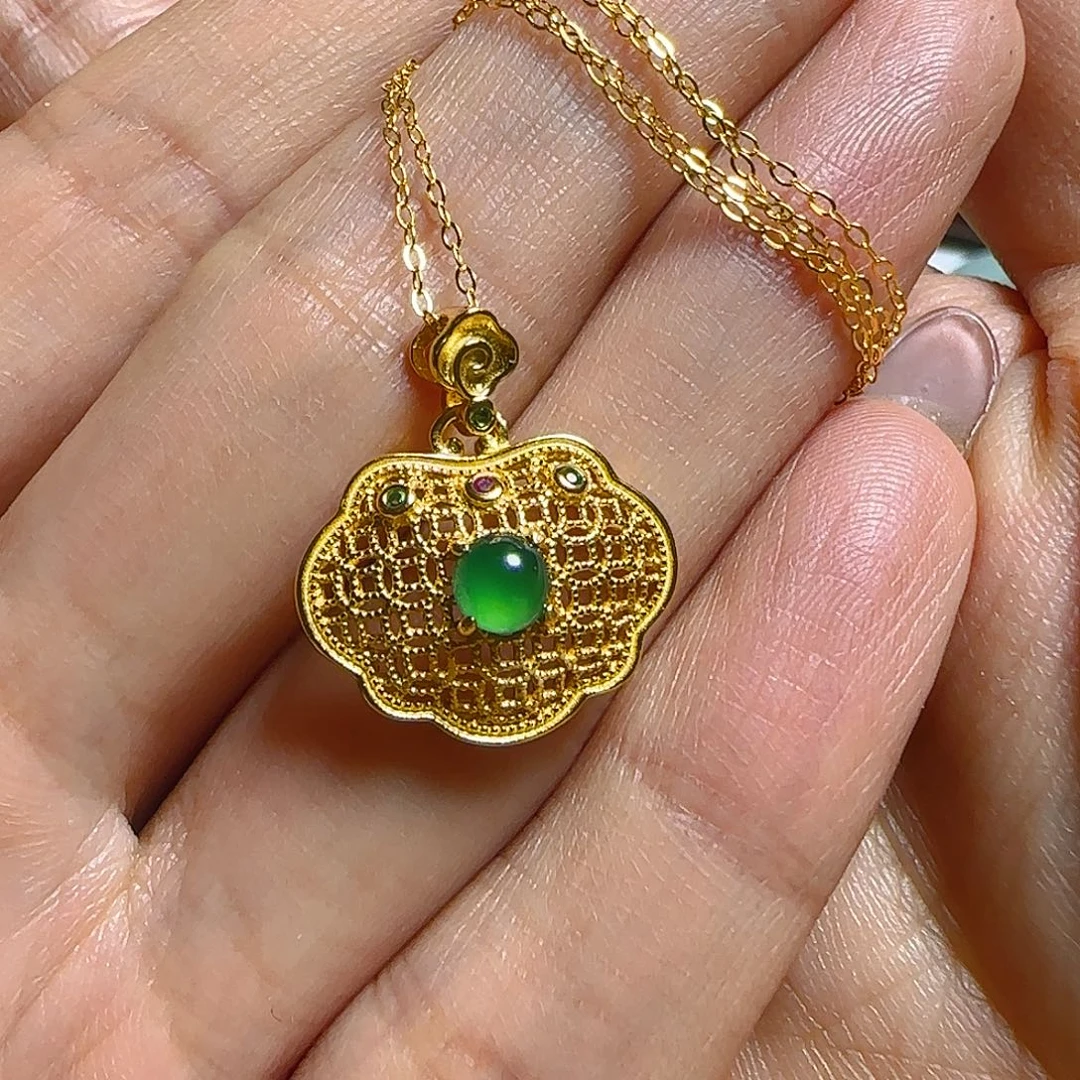 翡翠颈饰银S925镶嵌翡翠99