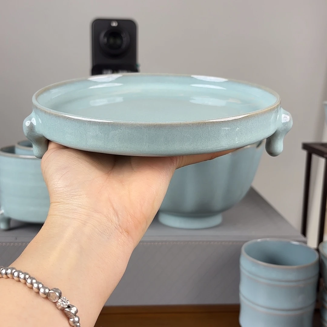 摆件天青釉大号三足洗微瑕