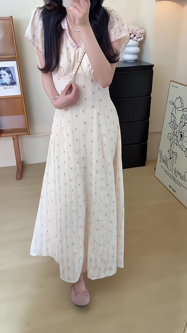 法式长裙甜美感穿搭高腰时尚连衣裙裙子短袖夏季碎花小众显瘦气质