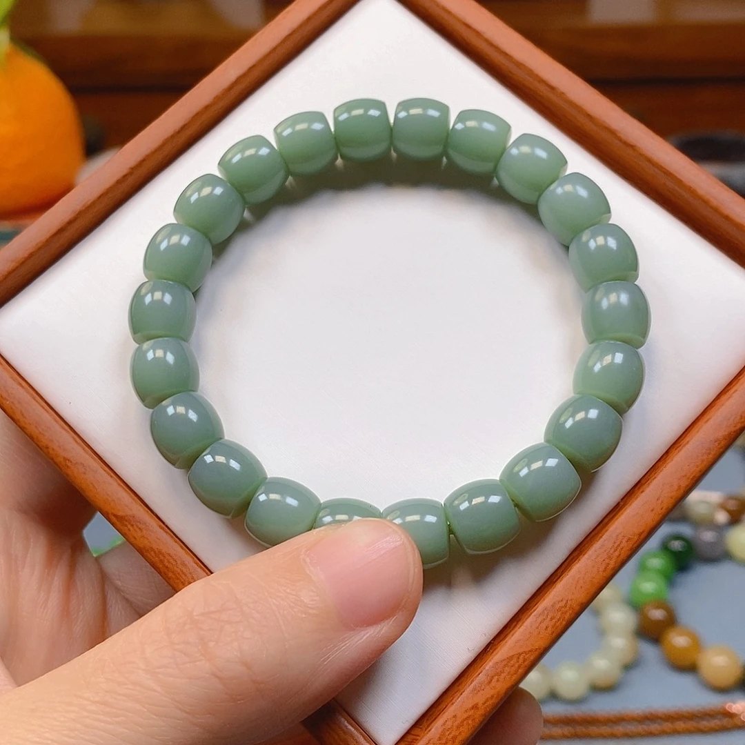 和田玉未镶嵌手串