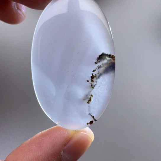 玛瑙/玉髓颈饰未镶嵌風*