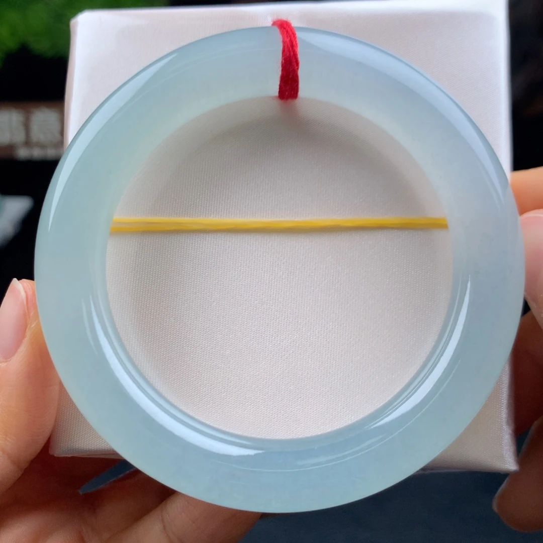 翡翠未镶嵌手镯冰蓝胖圆