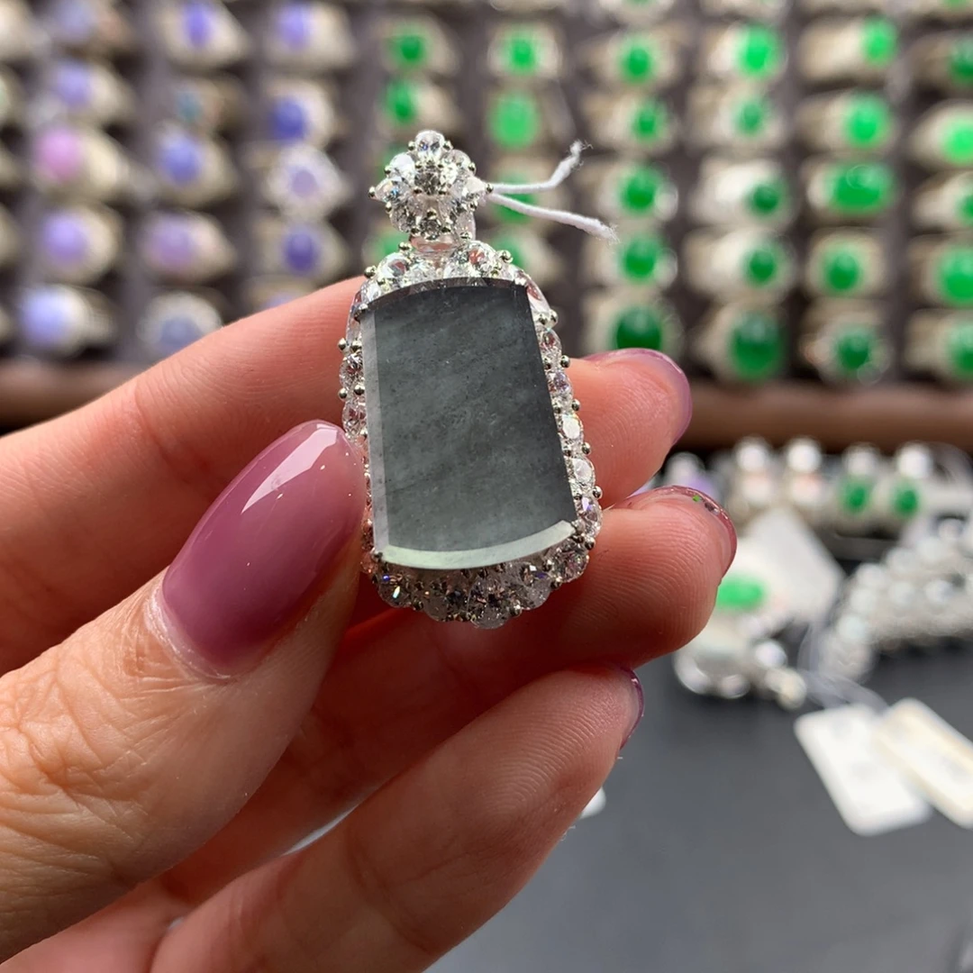 定制翡翠未镶嵌无事牌