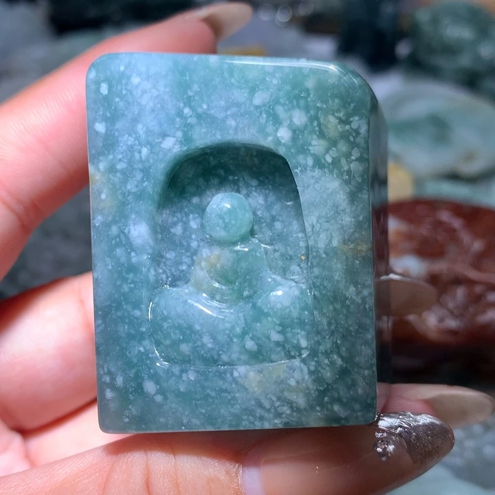 翡翠未镶嵌颈饰保真天然A货翡翠