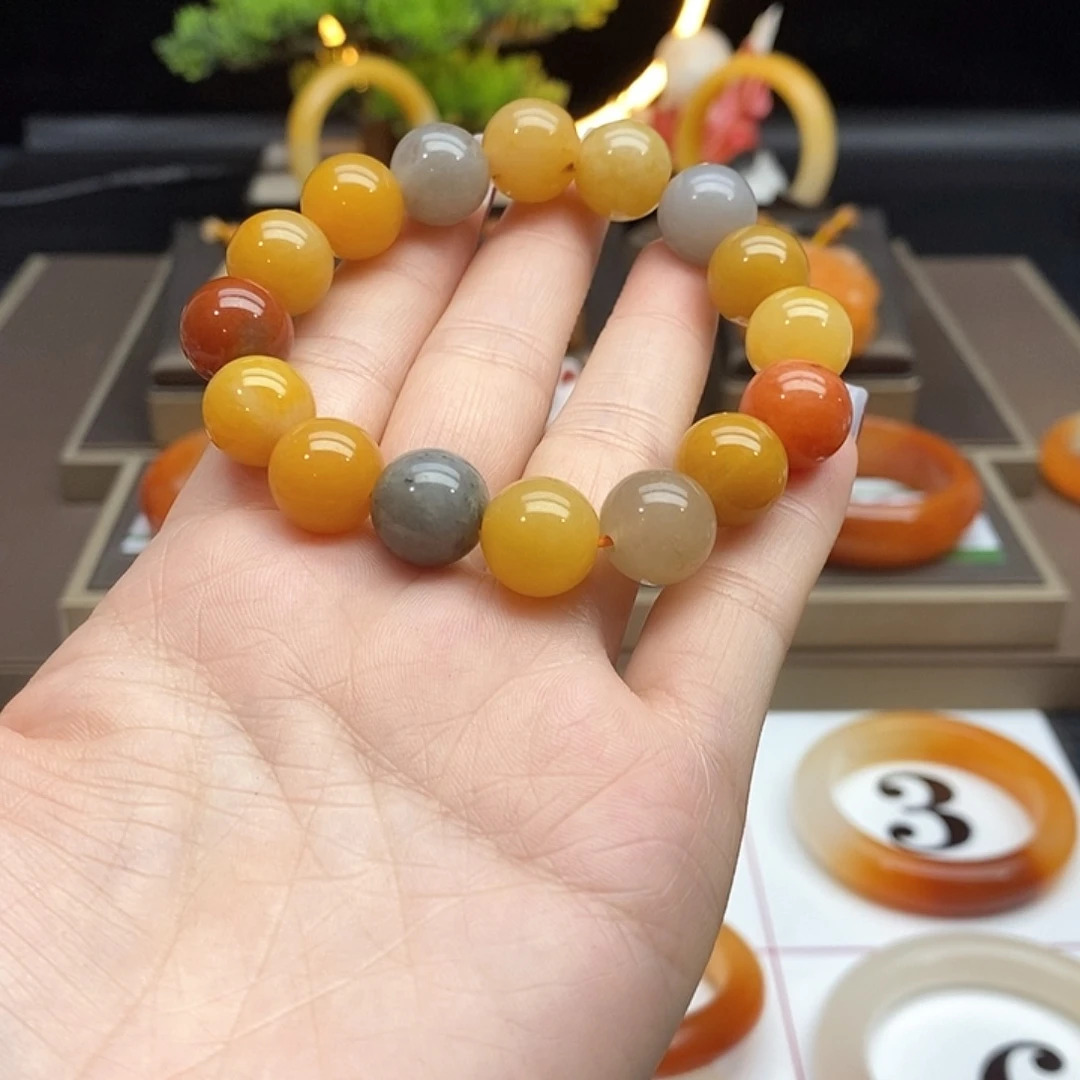 未镶嵌石英质玉（黄龙玉）手串