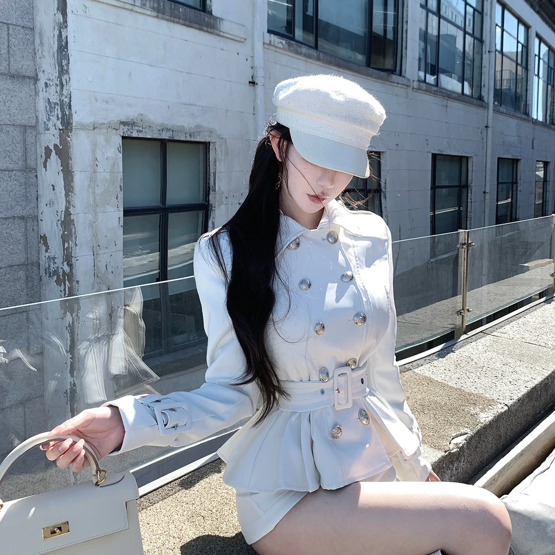 kubiliv英区大小姐翻领正肩金属双排扣短款收腰皮衣外套7605宙