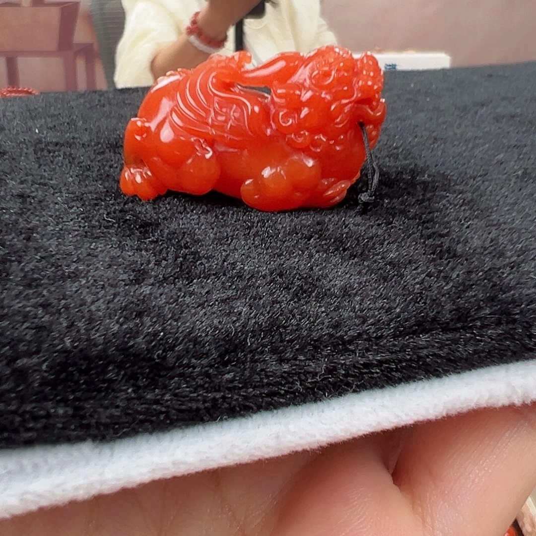 南红玛瑙未镶嵌挂件
