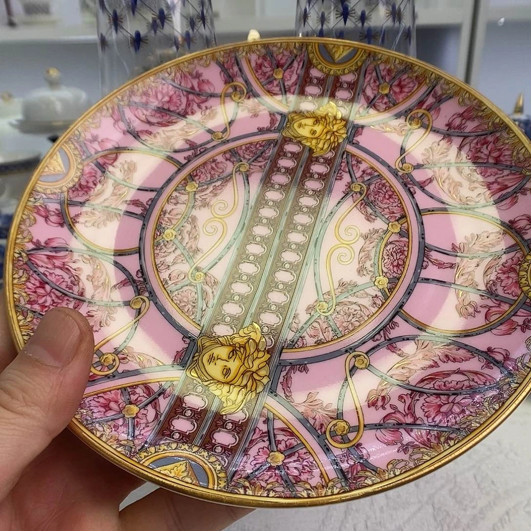 樱***酒杯开播时间每周更新