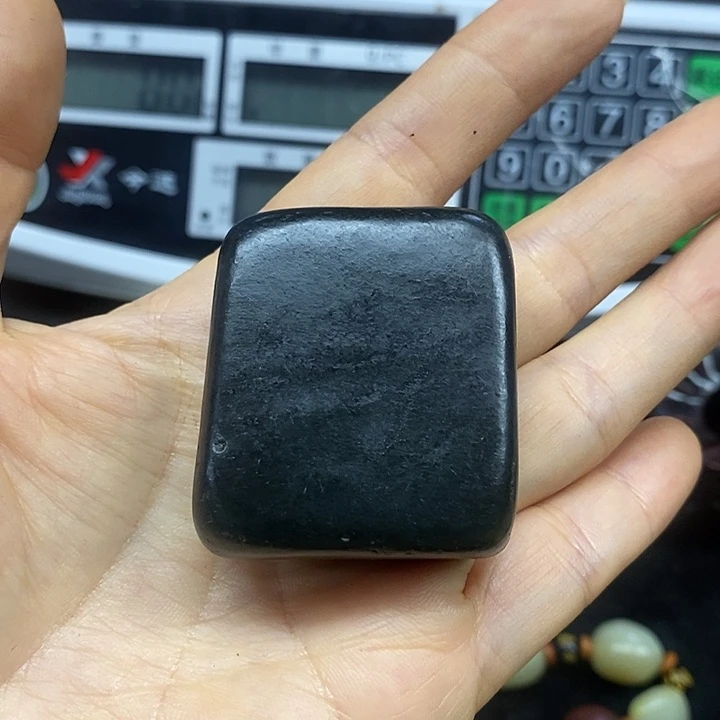 未镶嵌和田玉（糖玉）挂件