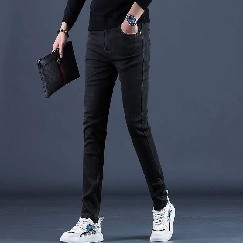 2025秋季新款轻奢高品质深绿色牛仔裤子男修身显瘦小脚男士休闲裤