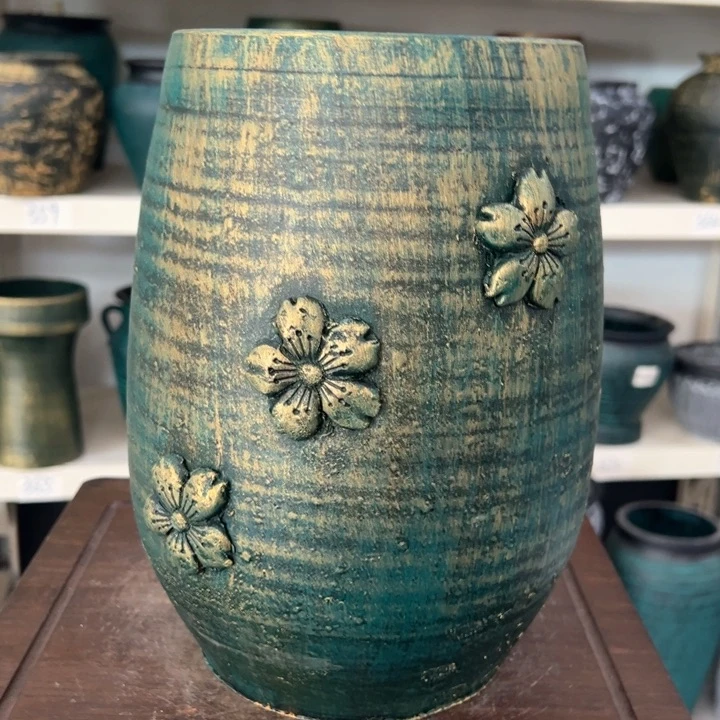 19.9-1微瑕木桶绿金金花