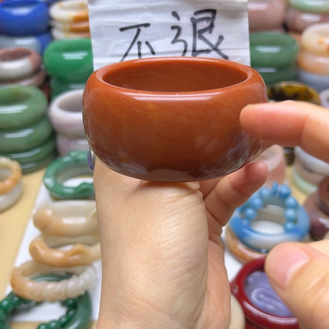 石英质玉未镶嵌手镯