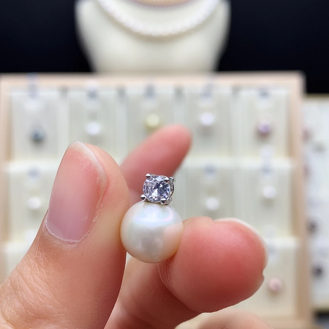 合金淡水珍珠颈饰