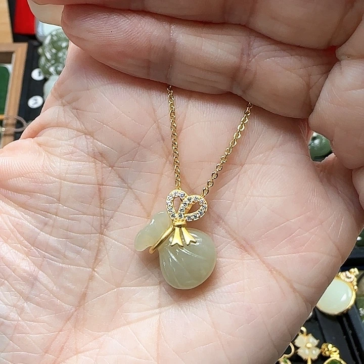 颈饰银S925镶嵌和田玉