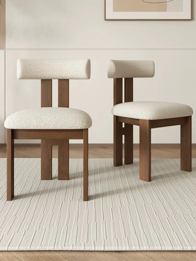 实木餐椅羊羔绒奶油风家用网红极简餐桌椅现代简约轻奢设计师椅子