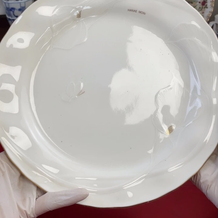 他家瓷器真美…开播了