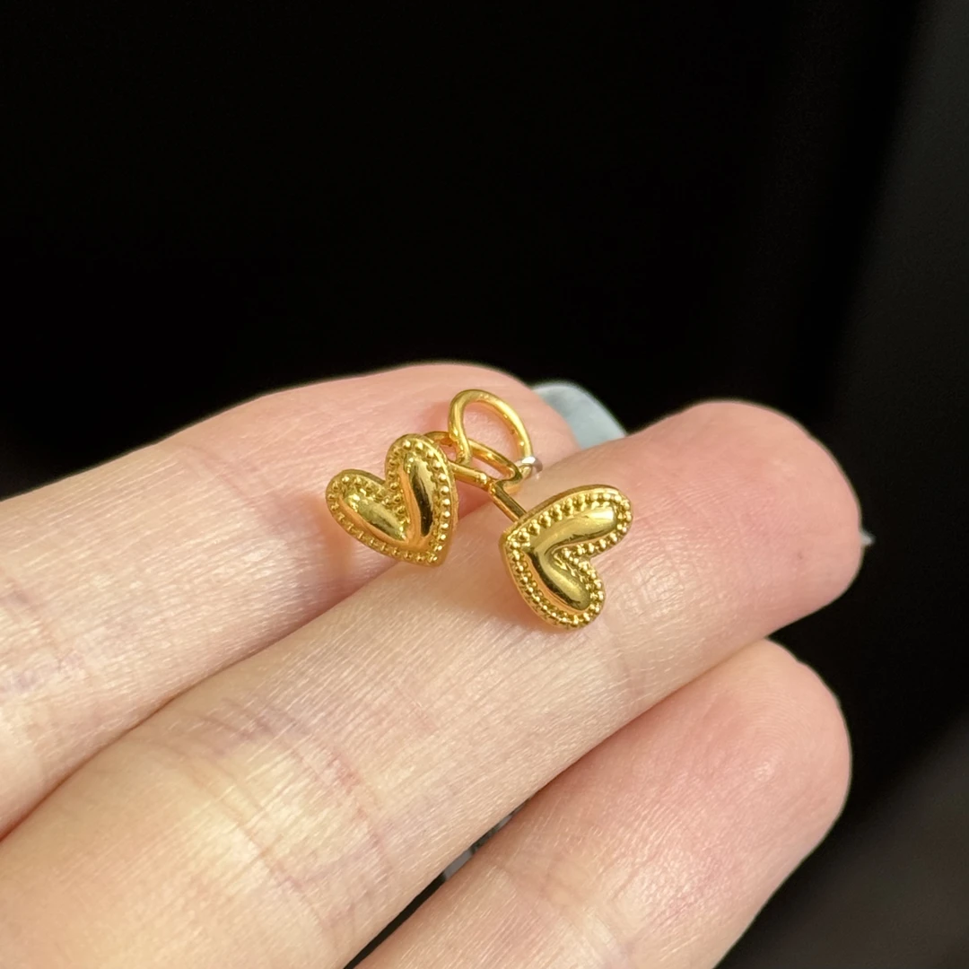 珠边爱心耳钉弯钩足金999 爱心款式经典百搭黄金耳钉送女友礼物
