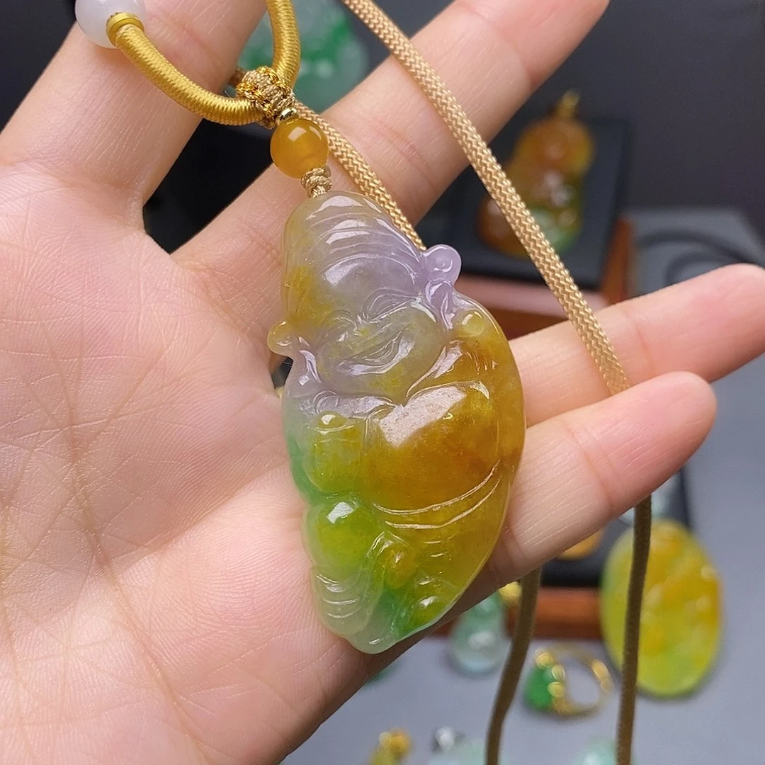 吊坠(赠链)未镶嵌翡翠