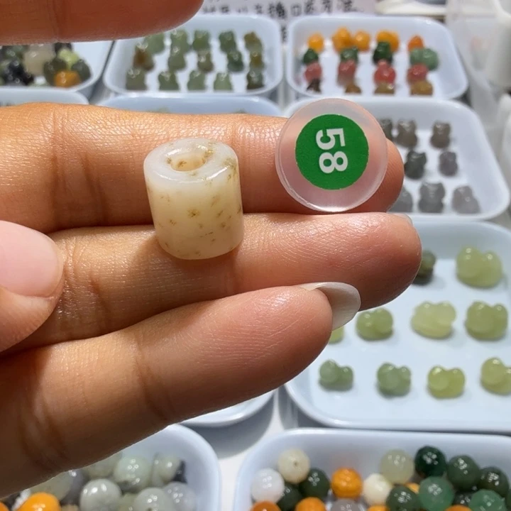 未镶嵌和田玉珠宝半成品