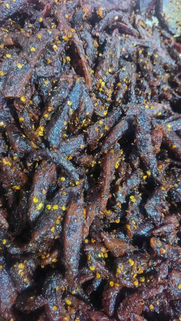 猪干巴即食干巴麻辣浓香休闲零食