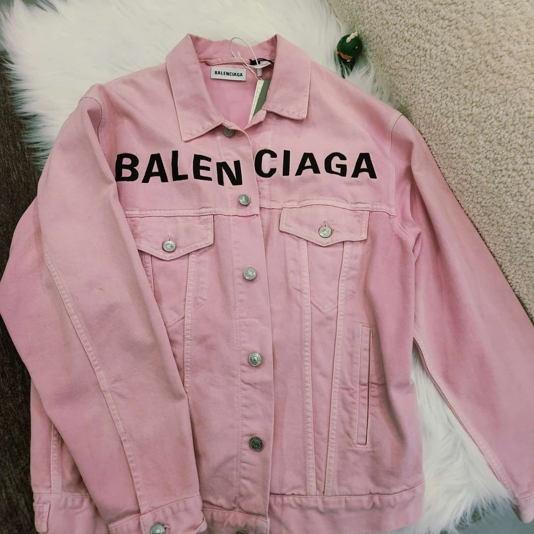 未使用 Balenciaga/巴黎世家 Y3202 胸口大logo印花粉色牛仔 36码