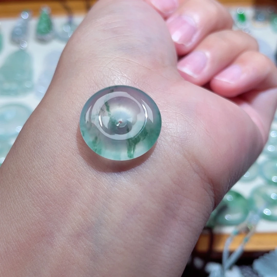 翡翠未镶嵌颈饰扣子