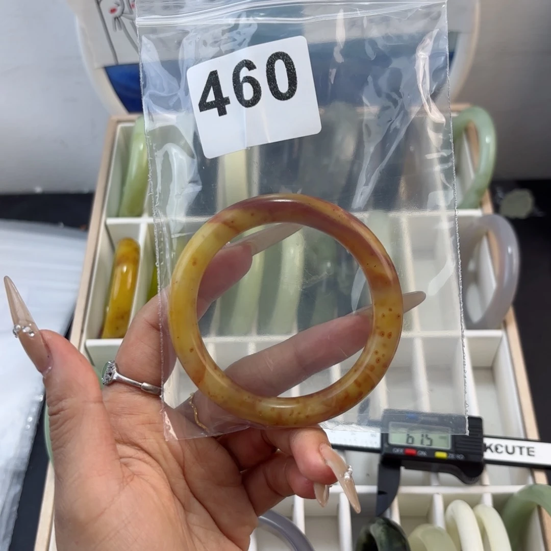 未镶嵌蛇纹石玉手镯香***精