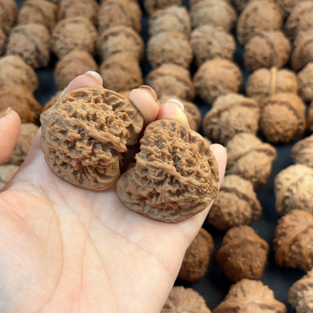 文玩核桃把件澈*￴满天星