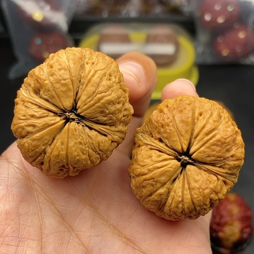 【闪购商品】把件文玩核桃37尺蛇皮球