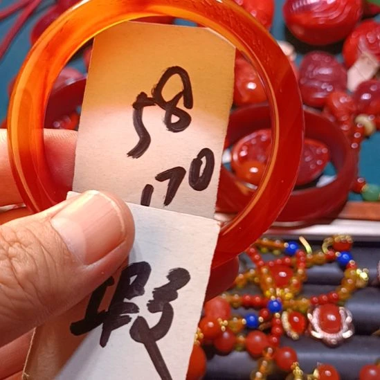 手镯玛瑙/玉髓未镶嵌