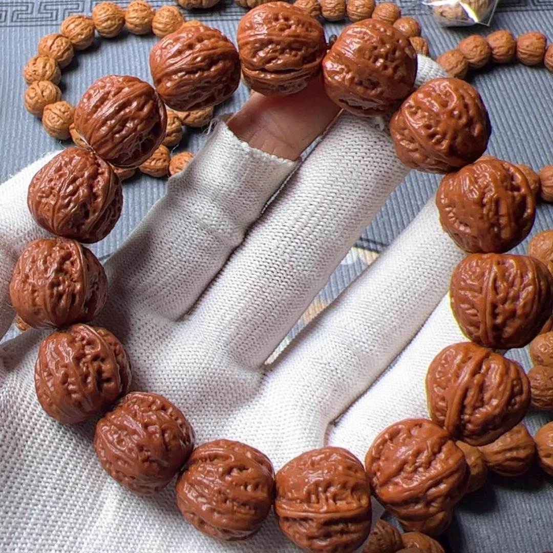 文玩核桃手串爸****?1.8八棱