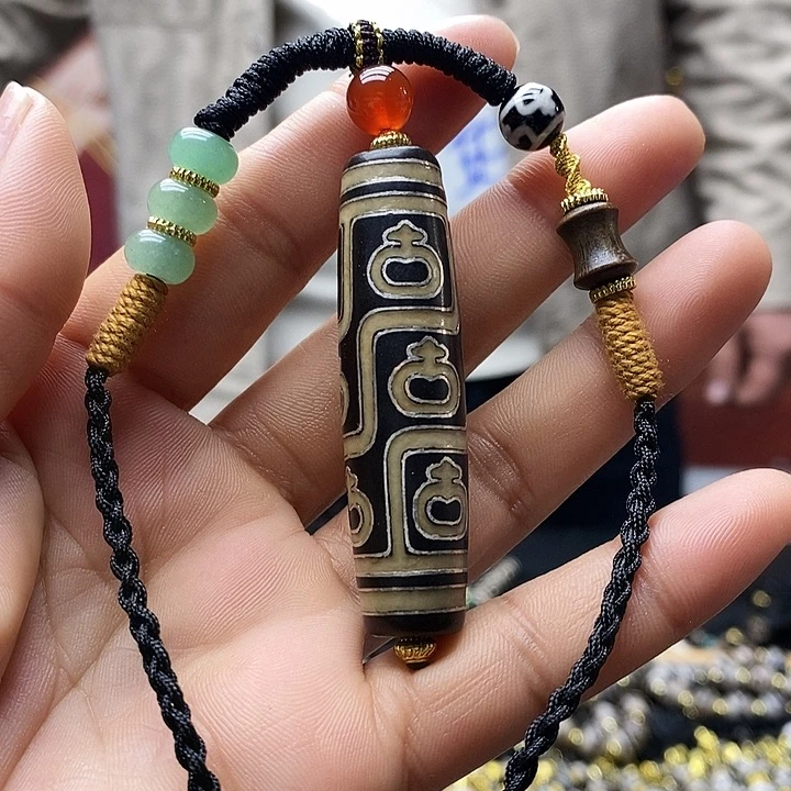 玛瑙/玉髓（覆膜）合金颈饰